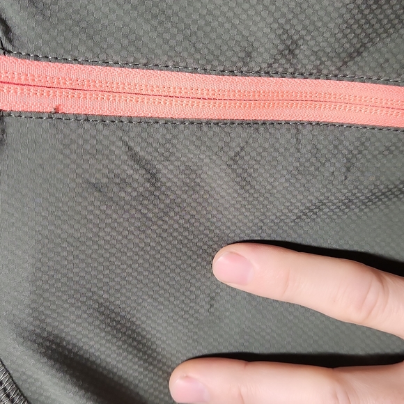 Columbia Hooded Full zip Women's M light weight jacket - Picture 3 of 14